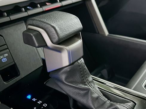 Used 2024 Toyota Tundra Limited image 21