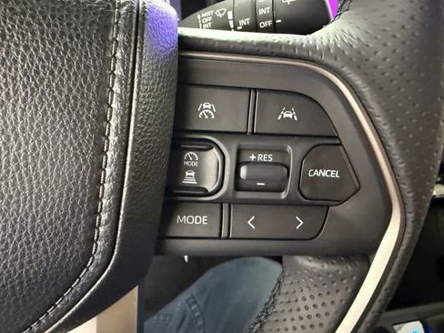New 2026 Toyota 4Runner Limited AWD/4WD image 13