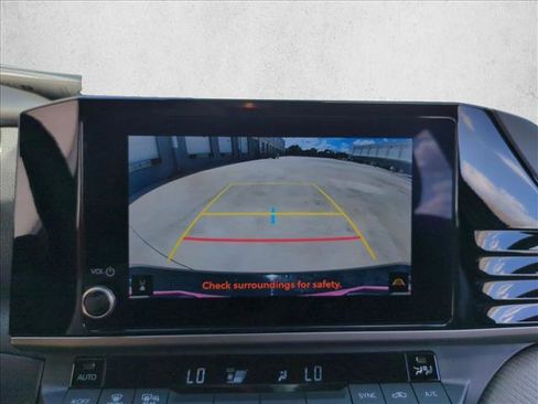 Certified 2025 Toyota Camry SE FWD image 13