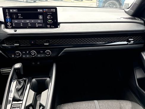 Used 2024 Honda Accord Sport image 20