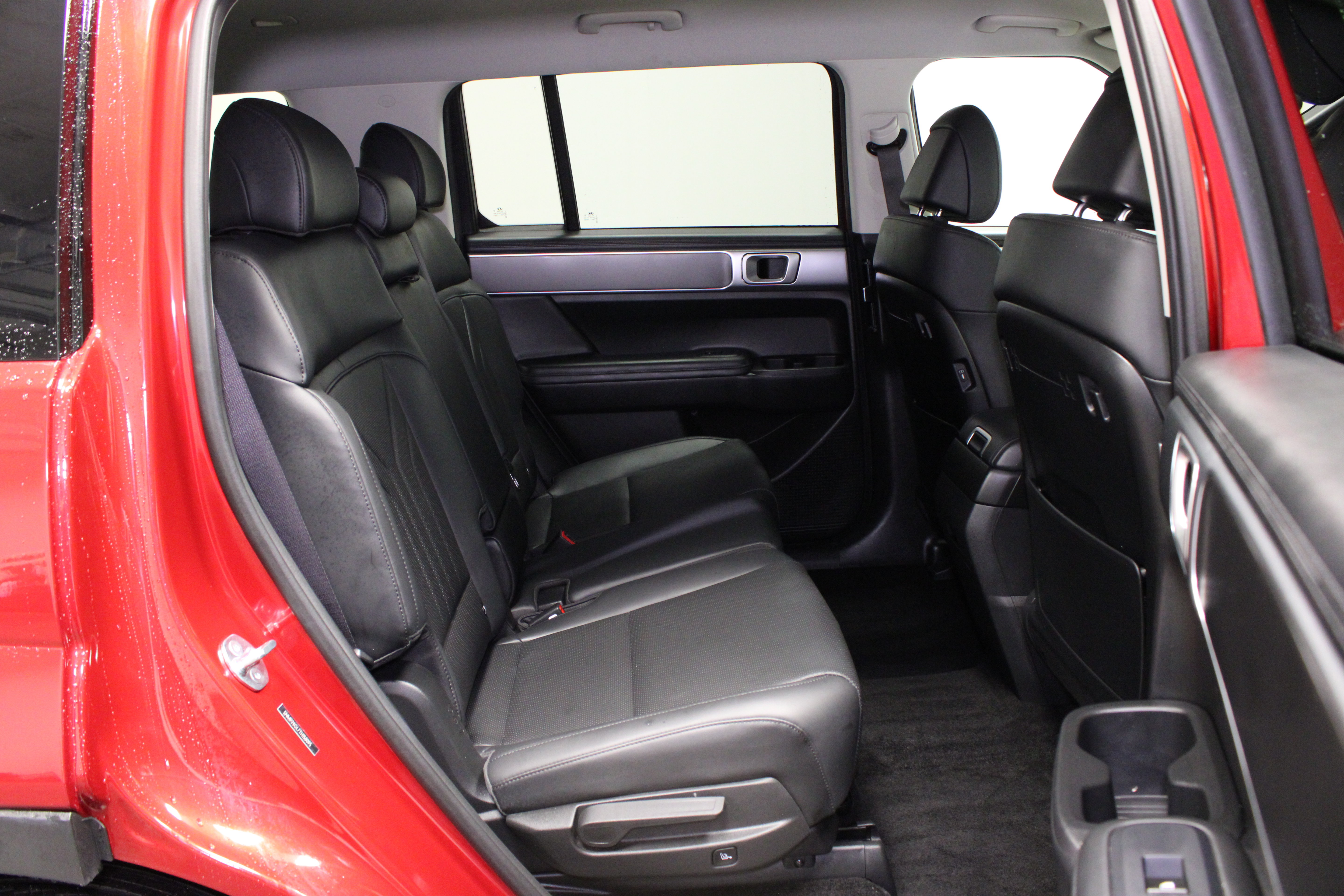 Used 2026 Hyundai Santa Fe SEL FWD image 15