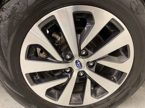 Used 2025 Subaru Outback Premium w/ Popular Package #1A image 25