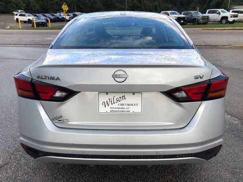 Used 2024 Nissan Altima 2.5 SV image 5