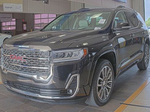 Used 2023 GMC Acadia Denali FWD image 7