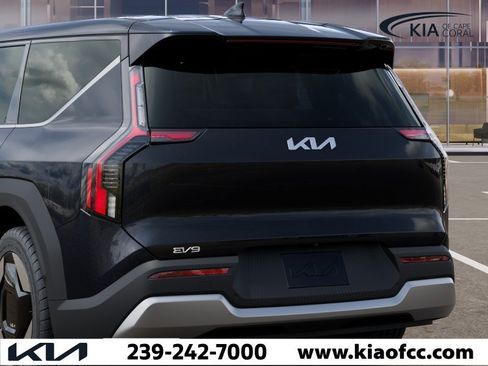 New 2026 Kia EV9 Light RWD image 13
