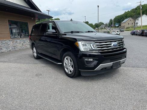 Used 2018 Ford Expedition Max XLT w/ Equipment Group 202A AWD/4WD image 11