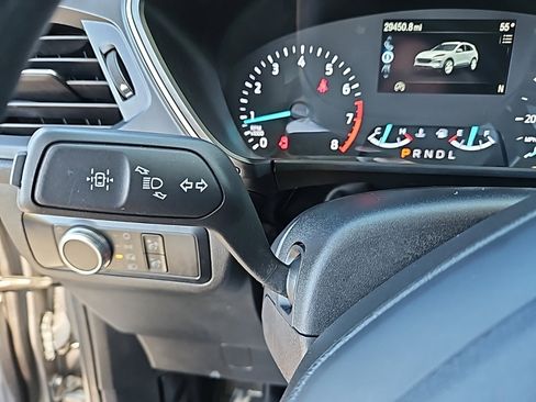 Used 2022 Ford Escape SE image 24