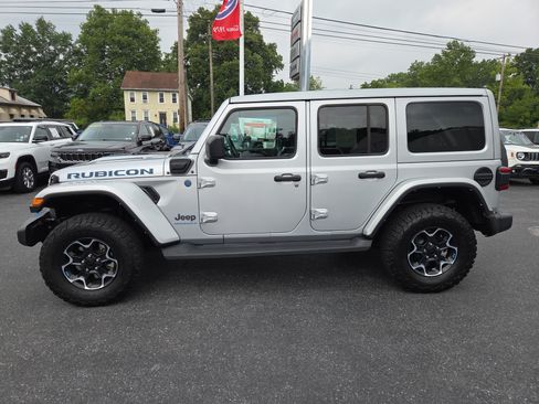 Certified 2023 Jeep Wrangler Unlimited Rubicon 4xe w/ Cold Weather Group AWD/4WD image 7