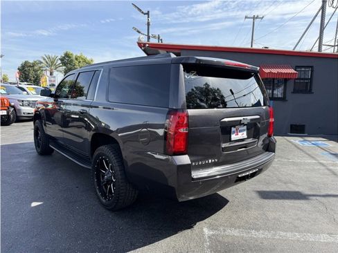 Used 2017 Chevrolet Suburban LT image 65