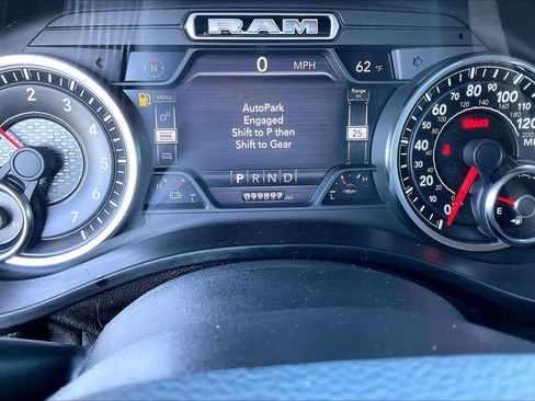 Used 2019 RAM 1500 Laramie image 23