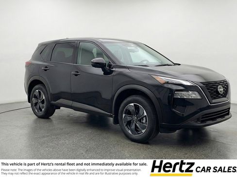 Used 2025 Nissan Rogue SV image 1