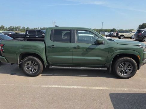 Used 2026 Nissan Frontier SV w/ Tow Package AWD/4WD image 18