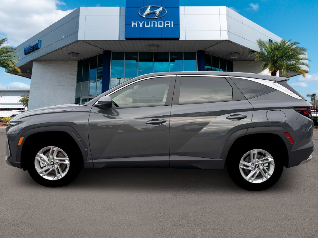 New 2026 Hyundai Tucson SE FWD image 3