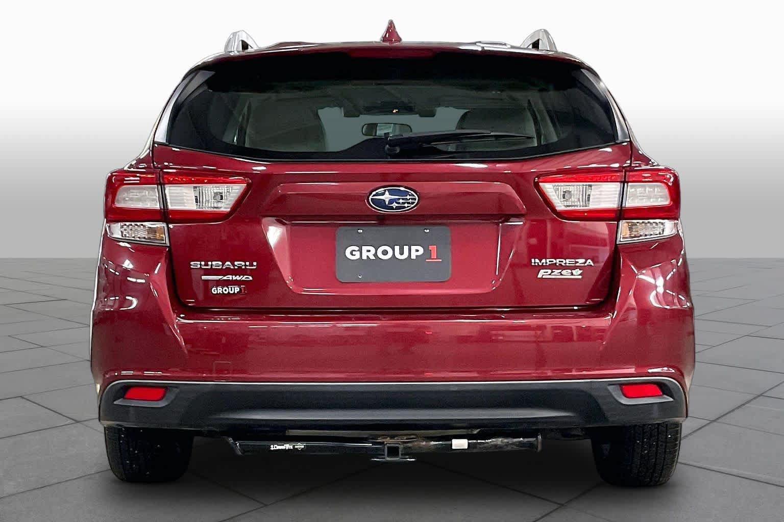 Used 2017 Subaru Impreza 2.0i Premium AWD/4WD image 5