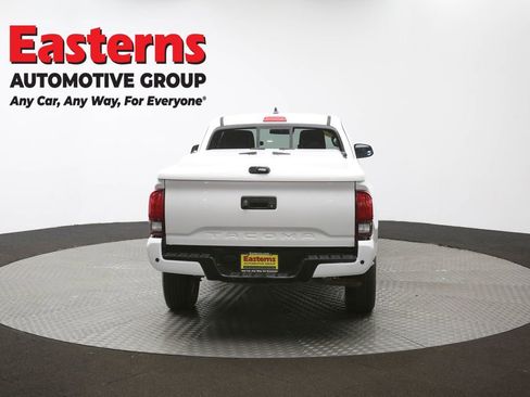 Used 2022 Toyota Tacoma SR image 35