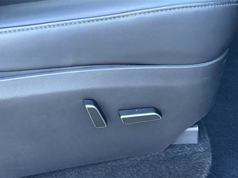 Used 2023 Tesla Model Y Long Range image 30