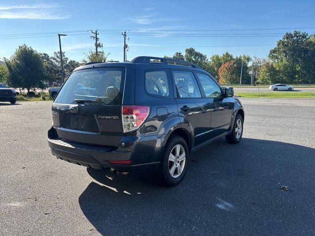Used 2010 Subaru Forester 2.5X AWD/4WD image 5