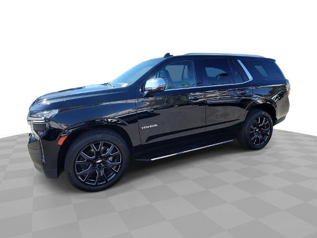 Used 2021 Chevrolet Tahoe Premier w/ Premium Package RWD image 1