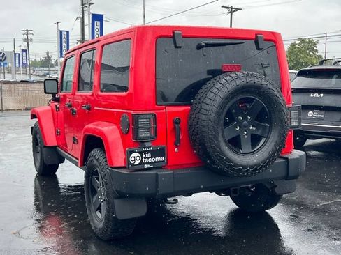 Used 2015 Jeep Wrangler Unlimited Sahara w/ Quick Order Package 24X AWD/4WD image 10