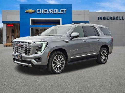 Used 2025 GMC Yukon Denali AWD/4WD image 34
