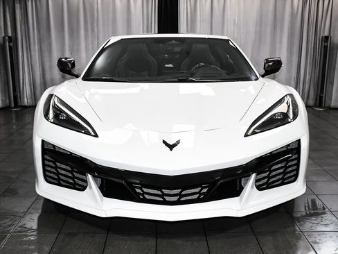 Used 2025 Chevrolet Corvette Z06 w/ Battery Protection Package RWD image 2
