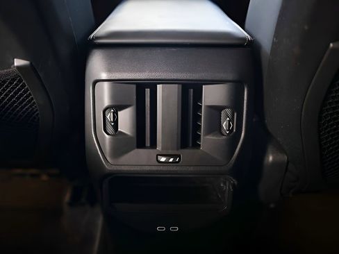 Used 2025 BMW X3 xDrive30i w/ Premium Package image 49