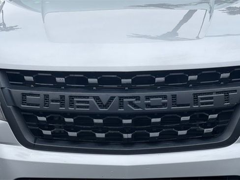 Used 2020 Chevrolet Colorado LT w/ Colorado RST Special Edition image 35