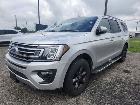 Used 2018 Ford Expedition Max XLT w/ Equipment Group 202A AWD/4WD image 2