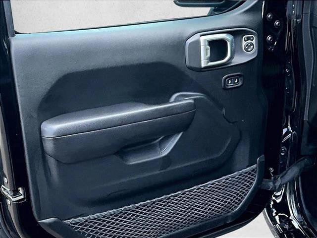 Used 2019 Jeep Wrangler Unlimited Sport S AWD/4WD image 17