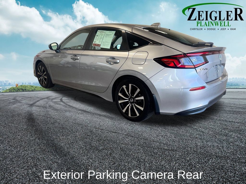 Used 2024 Honda Civic EX-L image 4