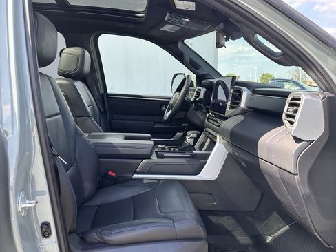 Used 2024 Toyota Sequoia Platinum image 22