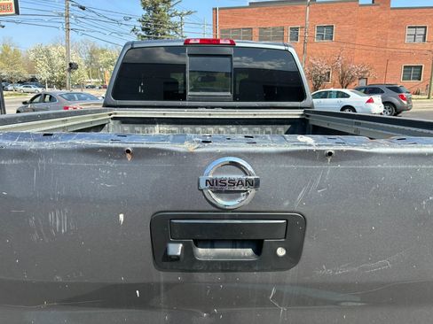 Used 2014 Nissan Titan SV AWD/4WD image 3