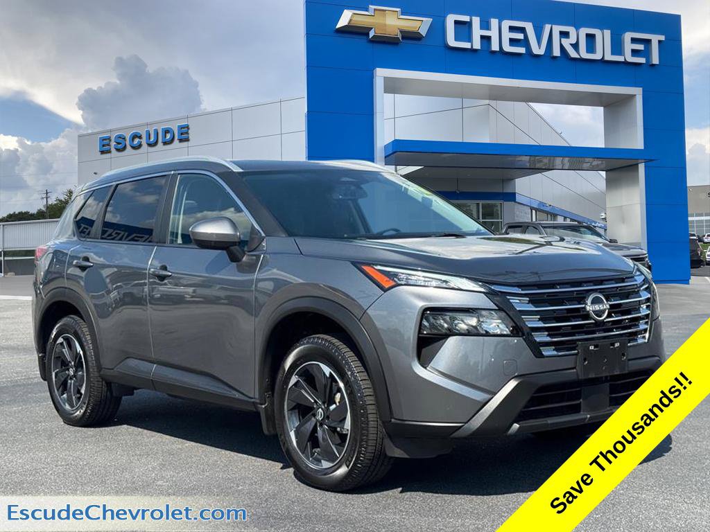Used 2024 Nissan Rogue SV w/ SV Premium Package FWD image 1