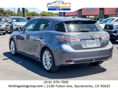 Used 2012 Lexus CT 200h Premium FWD image 2