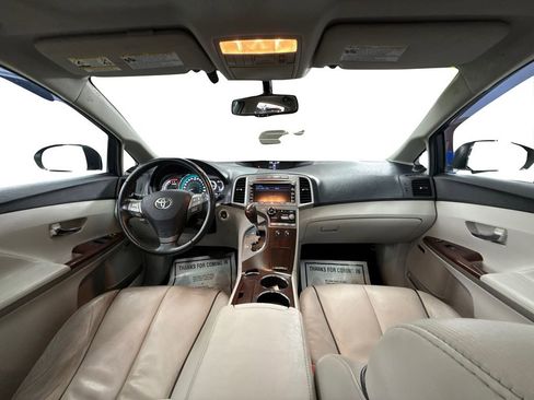Used 2012 Toyota Venza Limited image 18