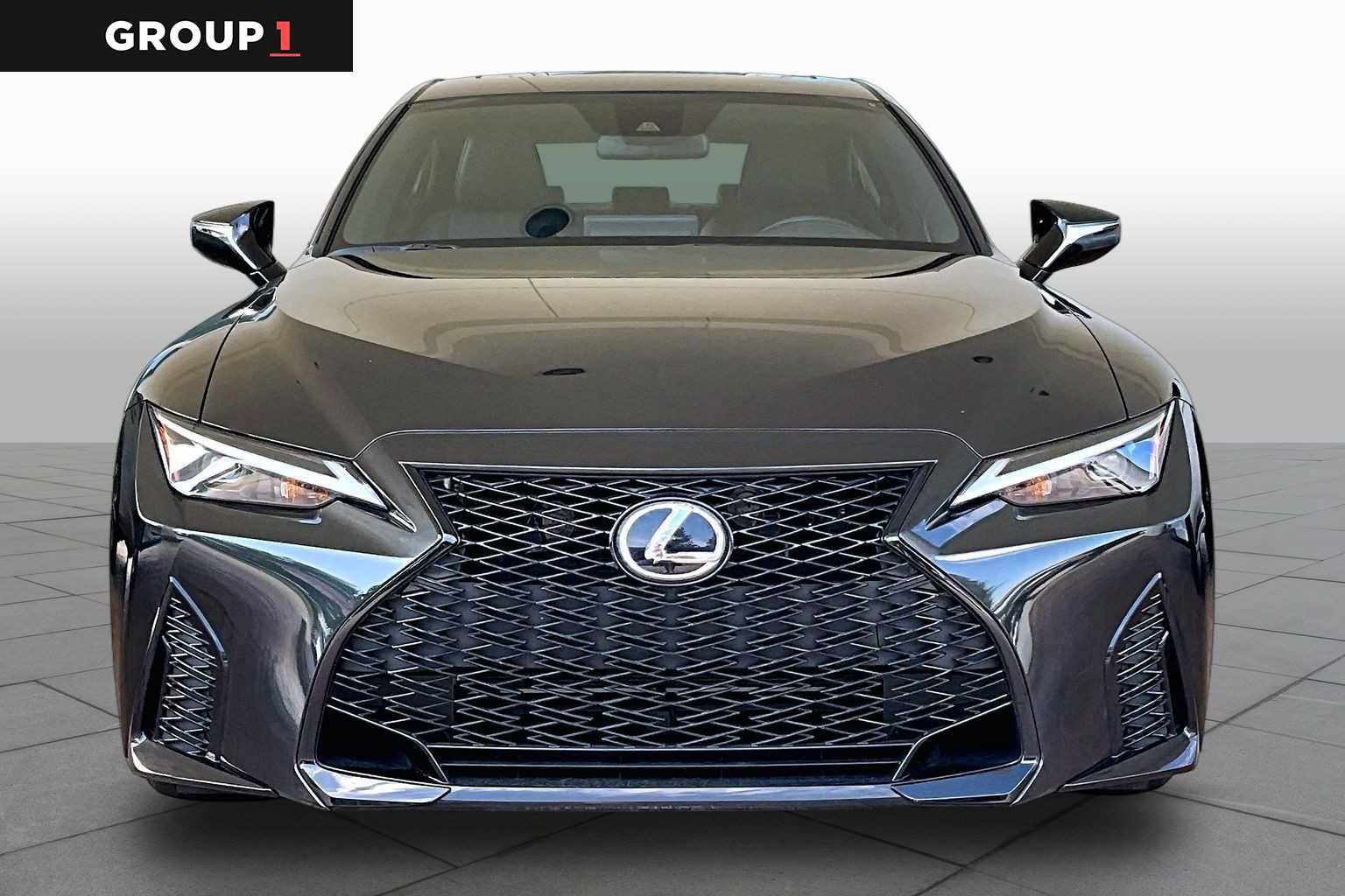 Used 2025 Lexus IS 350 F Sport RWD image 4