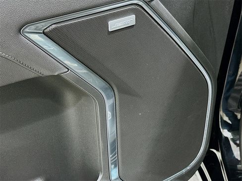 Used 2025 GMC Sierra 1500 Elevation w/ Preferred Package image 19