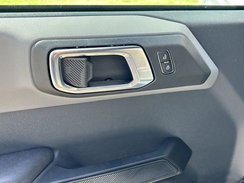 Used 2024 Ford Bronco Big Bend image 17