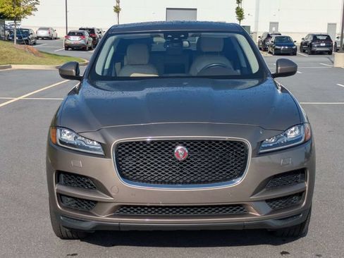 Used 2017 Jaguar F-PACE Prestige AWD/4WD image 9