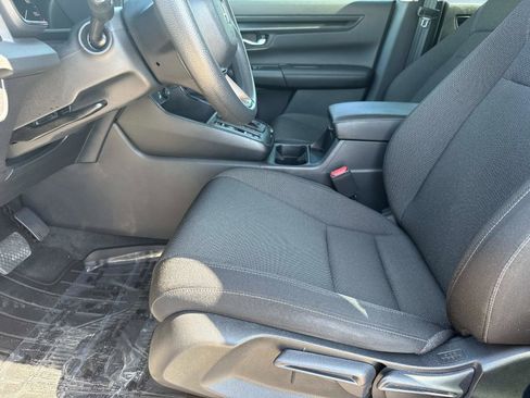 Used 2023 Honda CR-V LX image 19