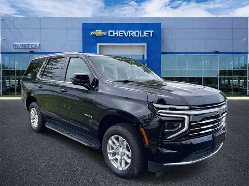 Used 2025 Chevrolet Tahoe LT AWD/4WD image 1