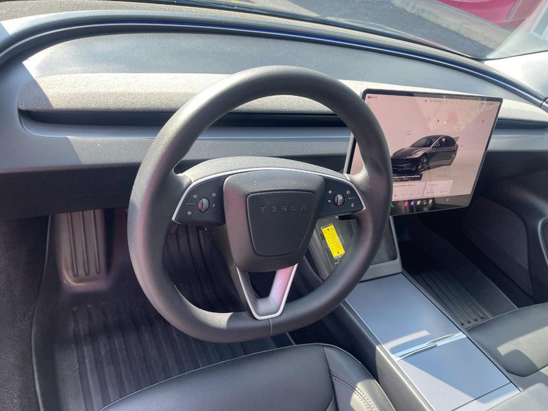 Used 2025 Tesla Model 3 RWD image 18