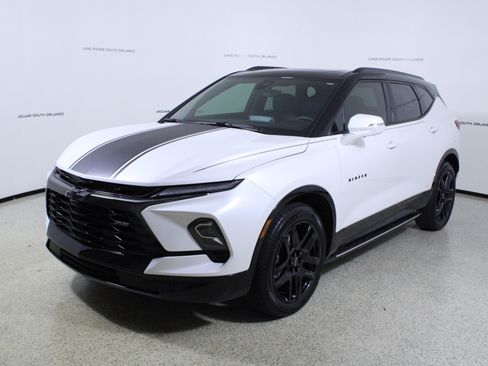 Used 2024 Chevrolet Blazer RS w/ Driver Confidence II Package image 4