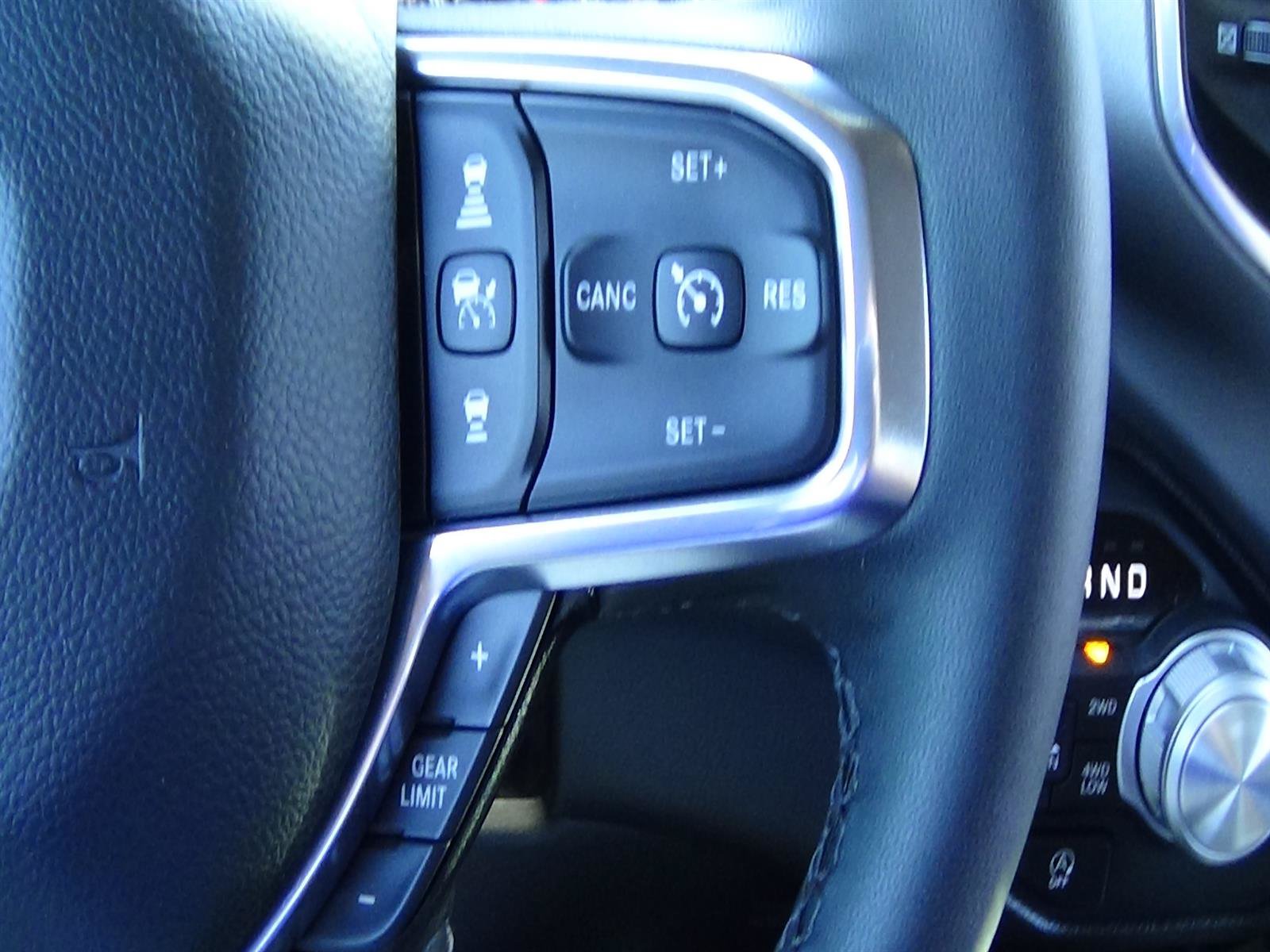 Used 2025 RAM 1500 Laramie w/ Sport Appearance Package AWD/4WD image 25