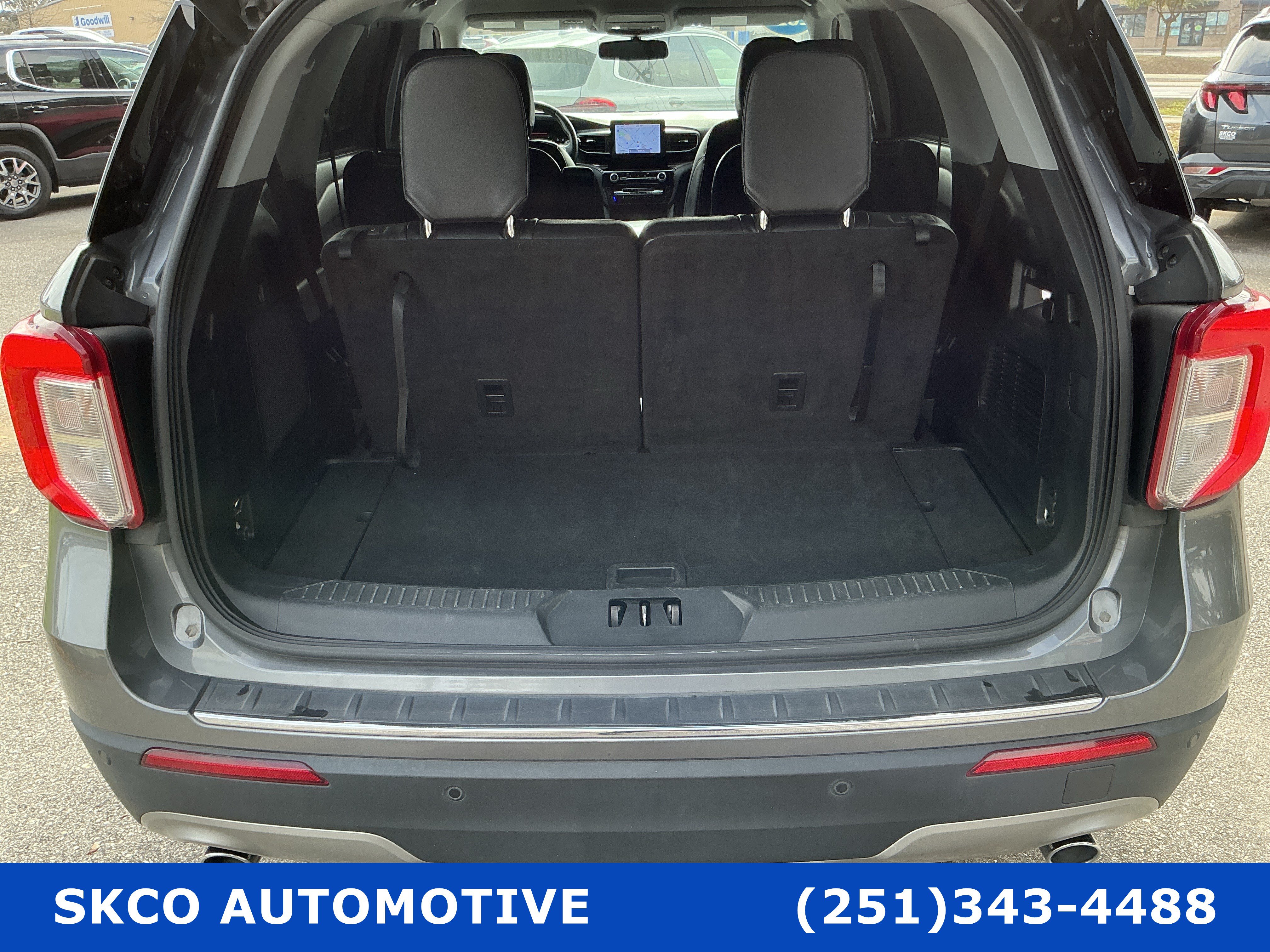 Used 2022 Ford Explorer Limited AWD/4WD image 21