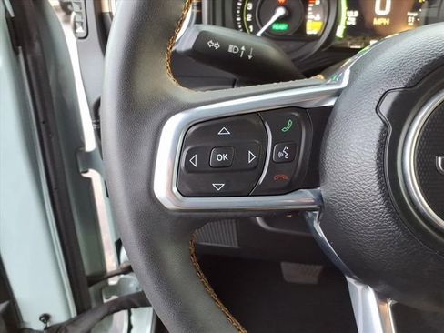 Used 2024 Jeep Wrangler Unlimited Sahara image 33