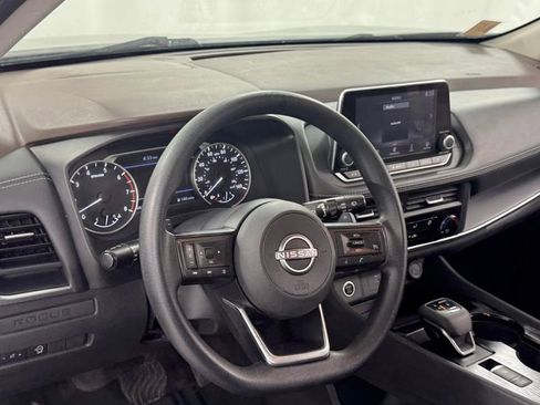 Used 2023 Nissan Rogue S AWD/4WD image 34