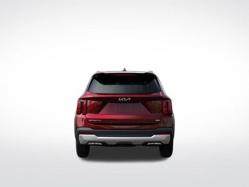 Used 2025 Kia Sorento S image 5