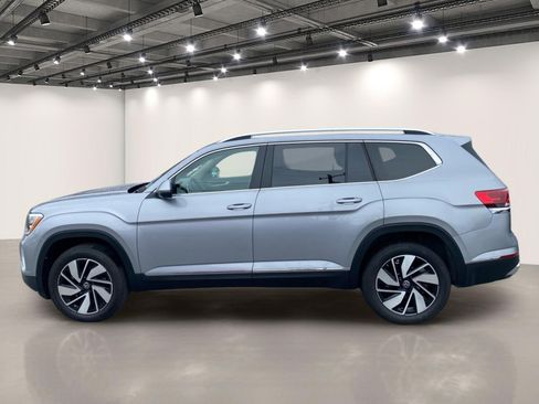 Used 2024 Volkswagen Atlas SEL image 4