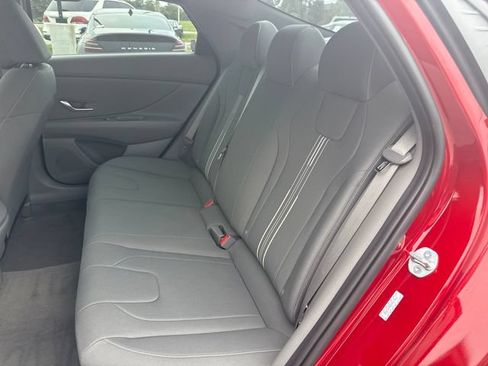 Certified 2023 Hyundai Elantra SEL w/ Convenience Package FWD image 14